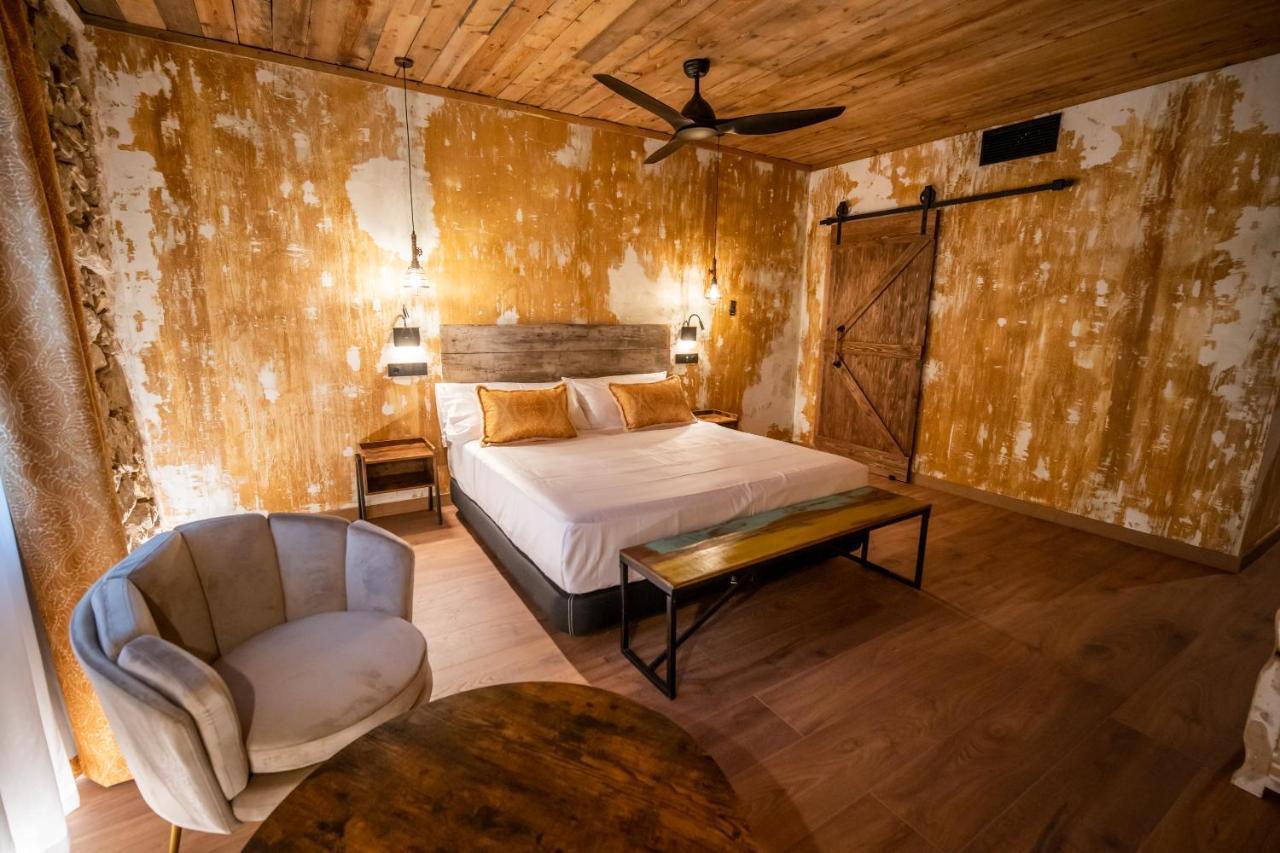 Hotel Somnifabrik Valderrobres Eksteriør billede